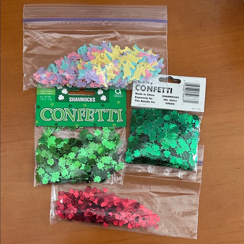 Rabbits Shamrock and Heart Confetti Mix